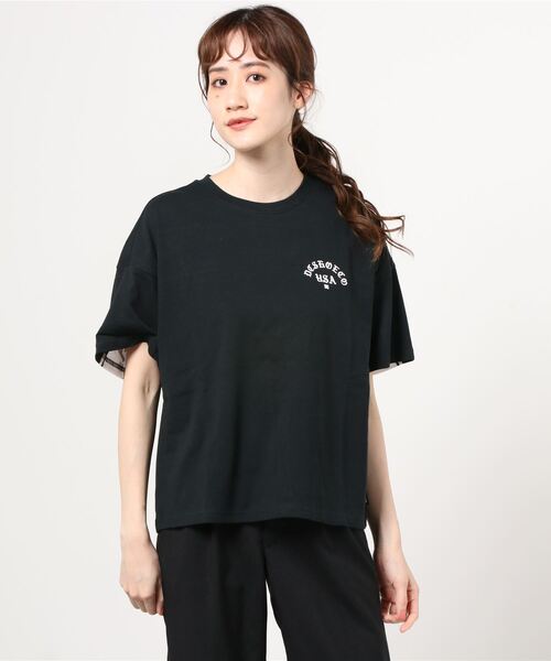 DC(ディーシー)の「DC/ディーシー ビッグシルエット ラインテープ柄Tシャツ LST201307(Tシャツ/カットソー・レディース・ブラウン/ホワイト/ブラック・M/S)」の20枚目の写真