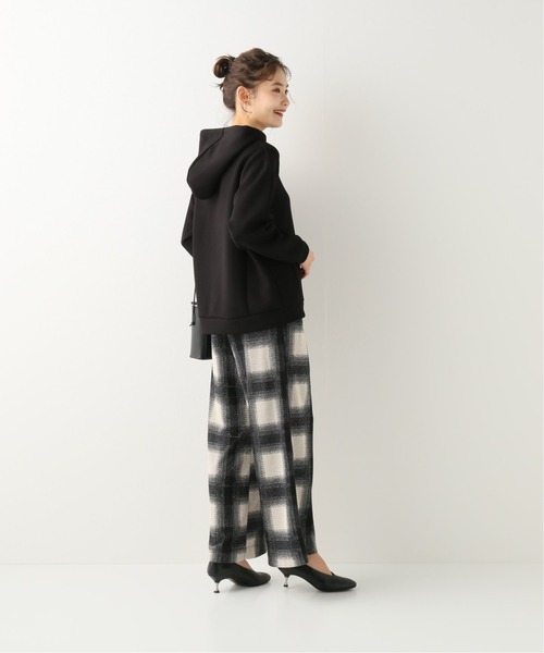 Simplicite（サンプリシテ）の「ダンボールフードPO 2（パーカー・レディース・ホワイト/チャコールグレー/ブラック/サックスブルー・FREE）」の5枚目の写真