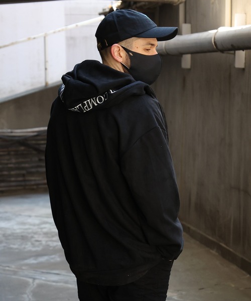JACKROSE(ジャックローズ)の「JE-ロゴテープ・フェイクスウェードZIPパーカー(パーカー・メンズ・ブラック/グレー・M/L)」の9枚目の写真
