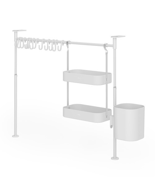 entre square（アントレスクエアー）の「umbra/エニウェア キッチン テンション オーガナイザー ロング ホワイト（キッチン収納・レディース・ホワイト・ONE SIZE）」の10枚目の写真