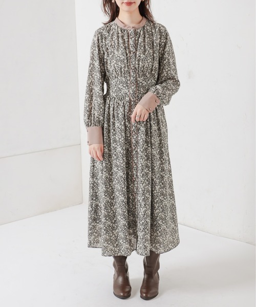natural couture(ナチュラルクチュール)の「配色花柄レディワンピース(ワンピース・レディース・ラベンダー/ブラック/ベージュ・FREE)」の15枚目の写真