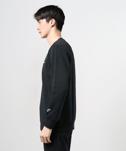 Reebok（リーボック）の「クラシックス クルーネック スウェットシャツ /  Classics Crewneck Sweatshirt（スウェット・メンズ・ヘザーグレー/ブラック/グリーン・LARGE/SMALL/MEDIUM/X-LARGE/XXX-LARGE/XX-LARGE/X-SMALL）」の4枚目の写真