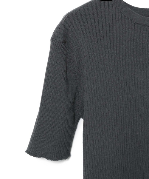 MADEMOISELLE ROPE'（マドモアゼル ロペ）の「【セットアップ対応】ERISILK リブ2WAYニットカーディガン（カーディガン/ボレロ・レディース・ホワイト/チャコールグレー・38）」の3枚目の写真