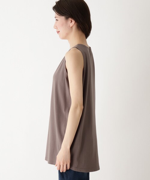 SHOO・LA・RUE（シューラルー）の「◆【追加生産】裾カーブベーシックタンクトップ（タンクトップ・レディース・アイボリー/チャコールグレー/ブラック/ベビーピンク/ライトグリーン/チャコール/アイボリー系8・03/04/02/01）」の10枚目の写真