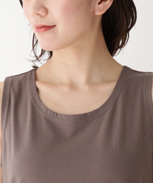 SHOO・LA・RUE（シューラルー）の「◆【追加生産】裾カーブベーシックタンクトップ（タンクトップ・レディース・アイボリー/チャコールグレー/ブラック/ベビーピンク/ライトグリーン/チャコール/アイボリー系8・03/04/02/01）」の8枚目の写真