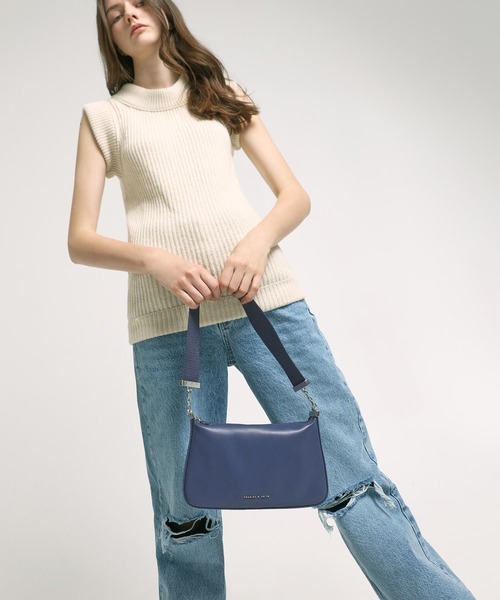 CHARLES & KEITH（チャールズ & キース）の「ジップ ショルダーバッグ / Zip Shoulder Bag（ショルダーバッグ・レディース・ブルー/ブラック/パープル・M）」の20枚目の写真