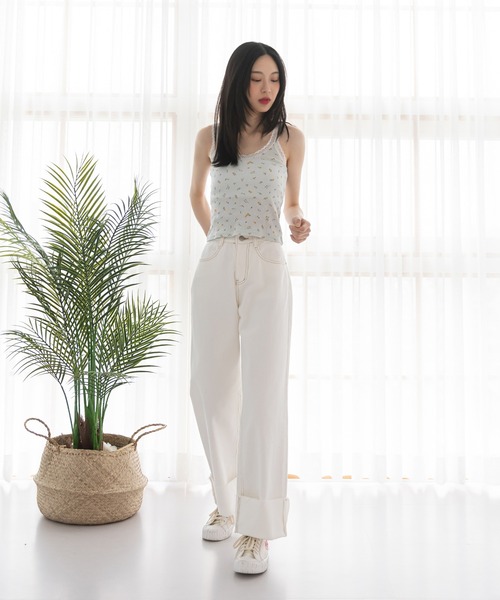 UNE MANSION（ユヌマンション）の「花柄レースキャミソール