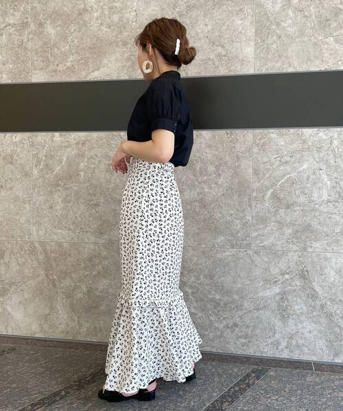 MAJESTIC LEGON(マジェスティックレゴン)の「petit襟パフ袖ブラウス(シャツ/ブラウス・レディース・ブラック/オフホワイト/ブルー/ブルー系その他2・SMALL/MEDIUM)」の10枚目の写真