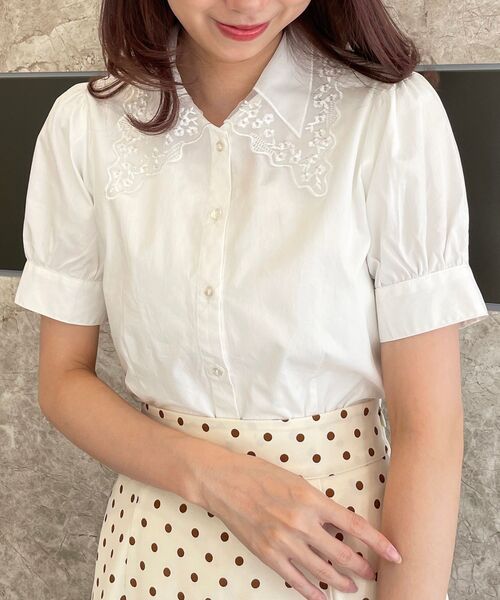 MAJESTIC LEGON(マジェスティックレゴン)の「petit襟パフ袖ブラウス(シャツ/ブラウス・レディース・ブラック/オフホワイト/ブルー/ブルー系その他2・SMALL/MEDIUM)」の7枚目の写真