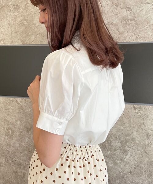 MAJESTIC LEGON(マジェスティックレゴン)の「petit襟パフ袖ブラウス(シャツ/ブラウス・レディース・ブラック/オフホワイト/ブルー/ブルー系その他2・SMALL/MEDIUM)」の14枚目の写真