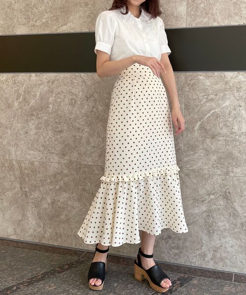 MAJESTIC LEGON(マジェスティックレゴン)の「petit襟パフ袖ブラウス(シャツ/ブラウス・レディース・ブラック/オフホワイト/ブルー/ブルー系その他2・SMALL/MEDIUM)」の17枚目の写真