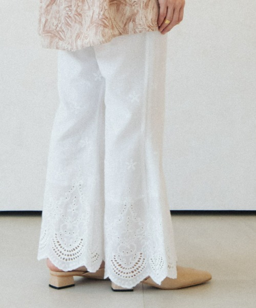 ACCL(エーシーシーエル)の「裾レースコットンパンツ(その他パンツ・レディース・ホワイト/ブラック・FREE)」の18枚目の写真