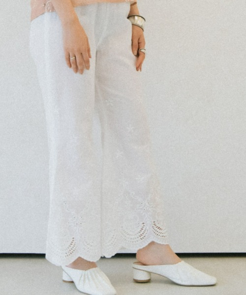 ACCL(エーシーシーエル)の「裾レースコットンパンツ(その他パンツ・レディース・ホワイト/ブラック・FREE)」の20枚目の写真