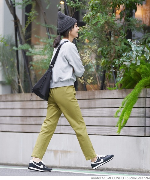 coca(coca)(コカ)の「ウルトラストレッチテーパードパンツ(その他パンツ・レディース・ブラック/ブラウン/グリーン/ベージュ/ネイビー・M/L)」の7枚目の写真