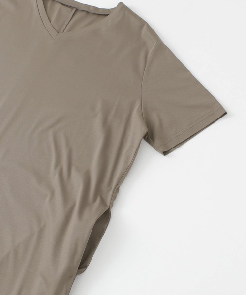 URBAN RESEARCH DOORS（アーバンリサーチドアーズ）の「バックタックVネックワンピース（ワンピース・レディース・ブラック/グレー系その他・ONE）」の20枚目の写真