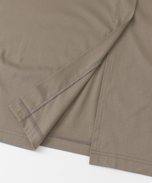 URBAN RESEARCH DOORS（アーバンリサーチドアーズ）の「バックタックVネックワンピース（ワンピース・レディース・ブラック/グレー系その他・ONE）」の22枚目の写真