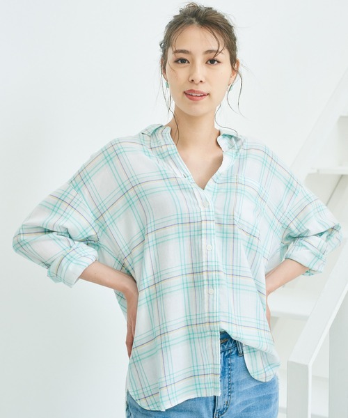 BAYFLOW(ベイフロー)の「リネンストレッチチェックシャツ(テンセル(TM)繊維使用)(シャツ/ブラウス・レディース・パープル/グリーン・SMALL/MEDIUM)」の5枚目の写真