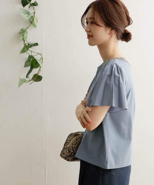 URBAN RESEARCH DOORS（アーバンリサーチドアーズ）の「フレアスリーブプルオーバー（Tシャツ/カットソー・レディース・ブラック/ブルー/ライトベージュ・ONE）」の18枚目の写真