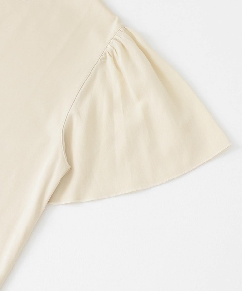 URBAN RESEARCH DOORS（アーバンリサーチドアーズ）の「フレアスリーブプルオーバー（Tシャツ/カットソー・レディース・ブラック/ブルー/ライトベージュ・ONE）」の15枚目の写真