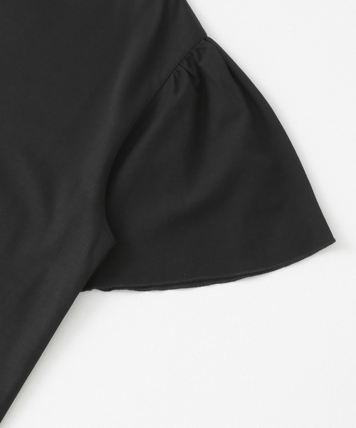 URBAN RESEARCH DOORS（アーバンリサーチドアーズ）の「フレアスリーブプルオーバー（Tシャツ/カットソー・レディース・ブラック/ブルー/ライトベージュ・ONE）」の16枚目の写真