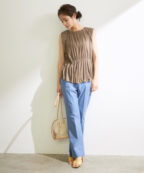 ROPE'（ロペ）の「ギャザーノースリーブカットソー（Tシャツ/カットソー・レディース・ブラック/オフホワイト/ダークブラウン・38）」の4枚目の写真