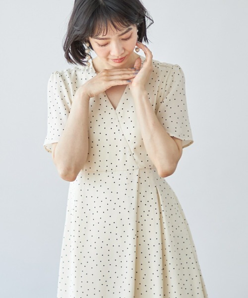 &. NOSTALGIA（アンドドットノスタルジア）の「ドットカシュクールワンピース（ワンピース・レディース・ブラック/アイボリー・FREE）」の3枚目の写真