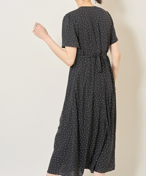 &. NOSTALGIA（アンドドットノスタルジア）の「ドットカシュクールワンピース（ワンピース・レディース・ブラック/アイボリー・FREE）」の7枚目の写真