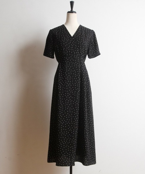 &. NOSTALGIA（アンドドットノスタルジア）の「ドットカシュクールワンピース（ワンピース・レディース・ブラック/アイボリー・FREE）」の4枚目の写真