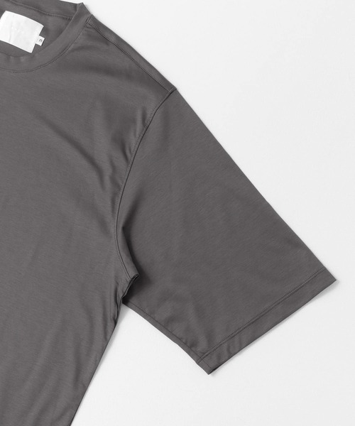 URBAN RESEARCH（アーバンリサーチ）の「COSEI　80/ 40G シルケットルーズTシャツ（シャツ/ブラウス・メンズ・ホワイト/グレー・2/3）」の15枚目の写真