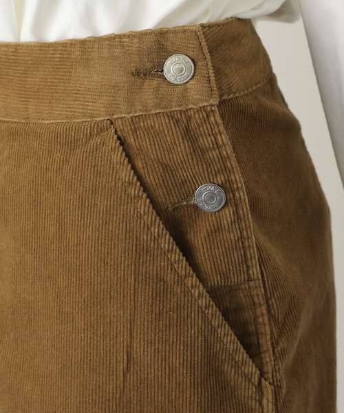 MILKFED.（ミルクフェド）の「CORDUROY SKIRT（スカート・レディース・ベージュ/チャコール・ONE SIZE）」の11枚目の写真