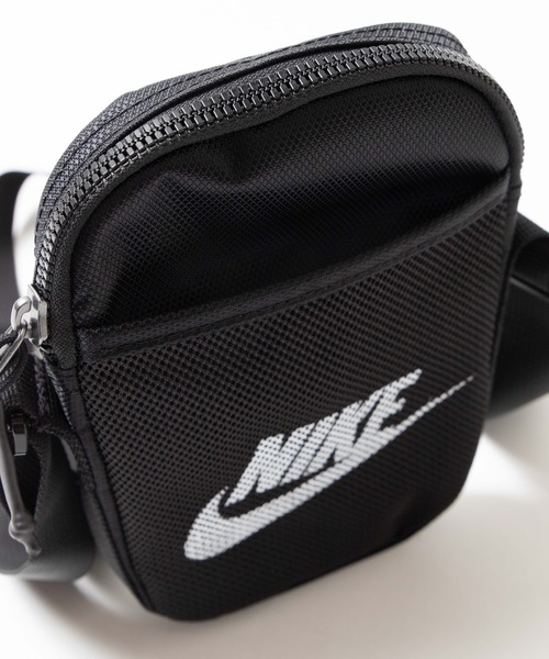 NIKE(ナイキ)の「WEGO/NIKE ヘリテージスモールアイテム(ショルダーバッグ・メンズ・ブラック・FREE)」の12枚目の写真