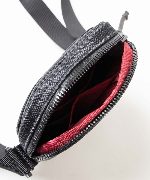 NIKE(ナイキ)の「WEGO/NIKE ヘリテージスモールアイテム(ショルダーバッグ・メンズ・ブラック・FREE)」の4枚目の写真