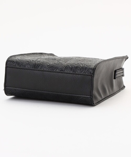 FREAK'S STORE（フリークスストア）の「【WEB限定】型押フラワーショルダーバッグ（ショルダーバッグ・レディース・ブラック/キャメル/ブラウン/ダークブラウン/ホワイト・ﾌﾘ-）」の20枚目の写真