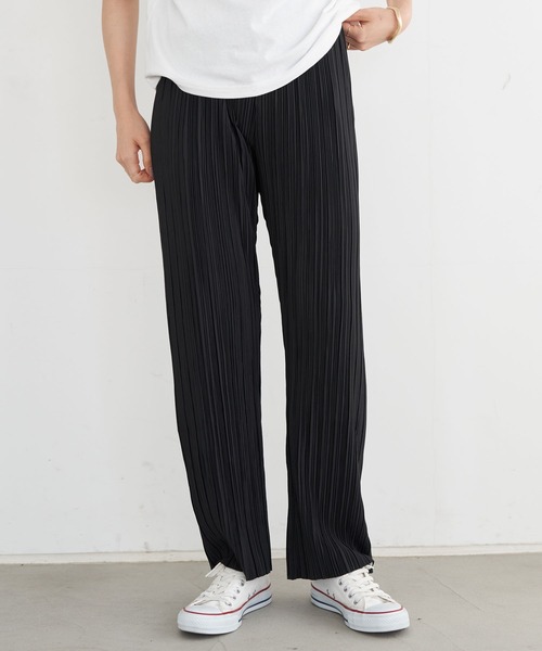 earth music&ecology(アースミュージックアンドエコロジー)の「すきな丈プリーツパンツ *(その他パンツ・レディース・ブラウン/イエロー/ブラック/グリーン・FREE)」の2枚目の写真