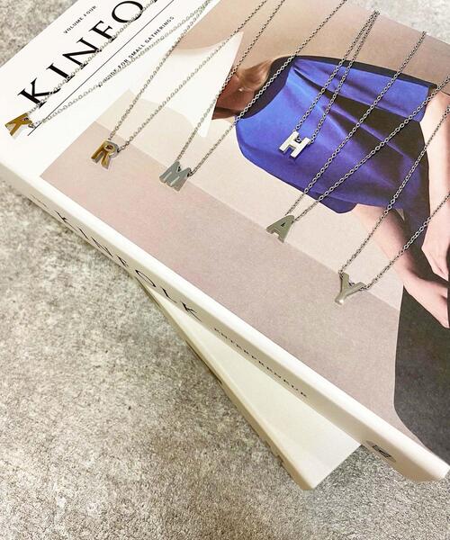 INGNI（イング）の「イニシャルネックレス（ネックレス・レディース・M/Y/H/A/R/K・ONE SIZE）」の9枚目の写真