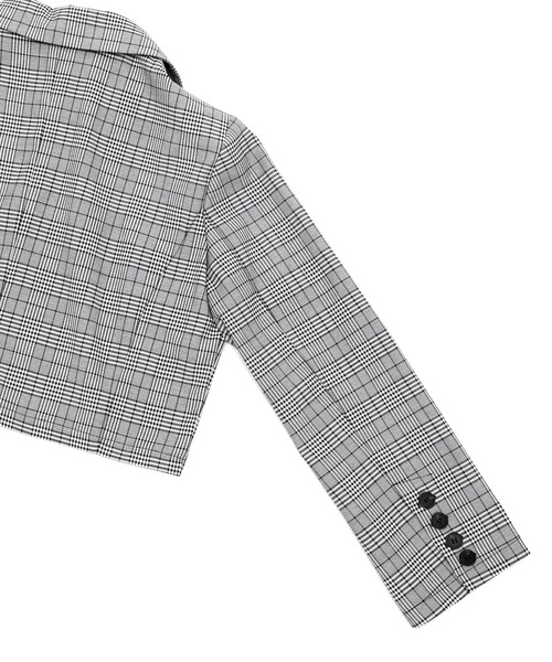 Figments（フィグメンツ）の「クロップドテーラードジャケット（テーラードジャケット・レディース・ブラック/その他1・FREE）」の4枚目の写真