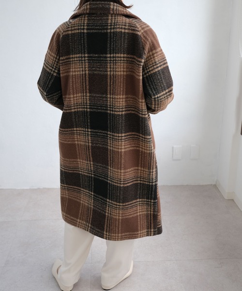 ANDJ(アンドジェイ)の「チェック柄チェスターコート(チェスターコート・レディース・ブラウン/ベージュ・M)」の6枚目の写真