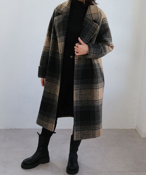 ANDJ(アンドジェイ)の「チェック柄チェスターコート(チェスターコート・レディース・ブラウン/ベージュ・M)」の3枚目の写真