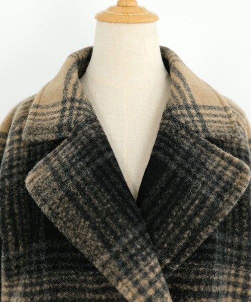 ANDJ(アンドジェイ)の「チェック柄チェスターコート(チェスターコート・レディース・ブラウン/ベージュ・M)」の4枚目の写真