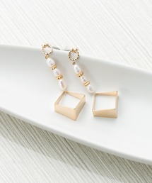 デザイン ピアス