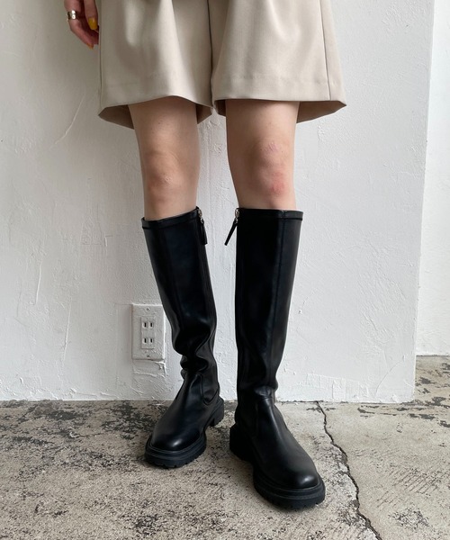 CAPRICIEUX LE'MAGE（カプリシューレマージュ）の「トラックソールロングブーツ（ブーツ・レディース・ブラック/キャメル・37/39）」の12枚目の写真