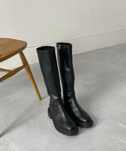 CAPRICIEUX LE'MAGE（カプリシューレマージュ）の「トラックソールロングブーツ（ブーツ・レディース・ブラック/キャメル・37/39）」の16枚目の写真