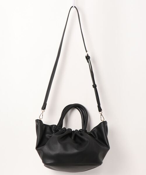 Te chichi（テチチ）の「ギャザー2WAYトートバッグ（トートバッグ・レディース・ブラック/ベージュ/オリーブ・ﾌﾘ-）」の4枚目の写真