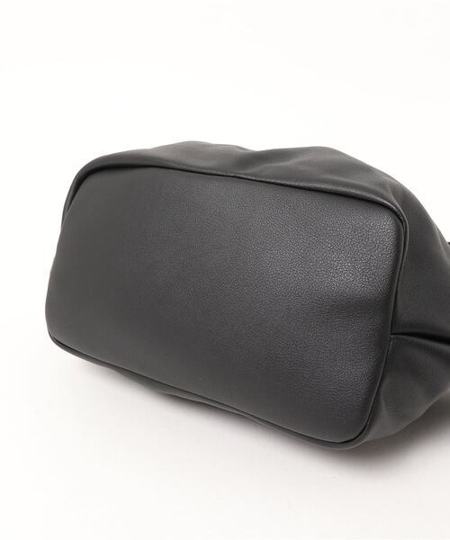 Te chichi（テチチ）の「ギャザー2WAYトートバッグ（トートバッグ・レディース・ブラック/ベージュ/オリーブ・ﾌﾘ-）」の7枚目の写真