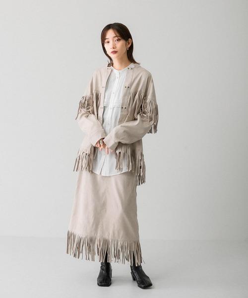 KBF(ケイビーエフ)の「フェイクスエードフリンジシャツ(シャツ/ブラウス・レディース・キャメル/ベージュ系その他/グリーン・ONE)」の20枚目の写真