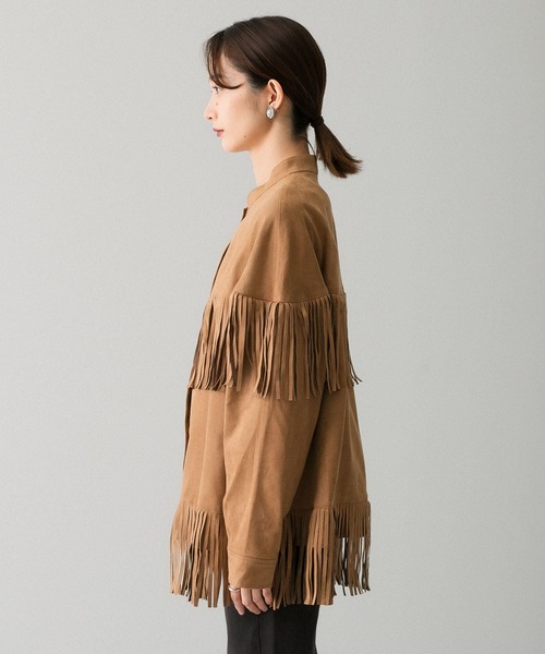 KBF(ケイビーエフ)の「フェイクスエードフリンジシャツ(シャツ/ブラウス・レディース・キャメル/ベージュ系その他/グリーン・ONE)」の13枚目の写真