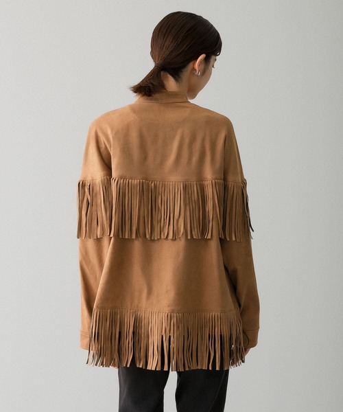 KBF(ケイビーエフ)の「フェイクスエードフリンジシャツ(シャツ/ブラウス・レディース・キャメル/ベージュ系その他/グリーン・ONE)」の12枚目の写真