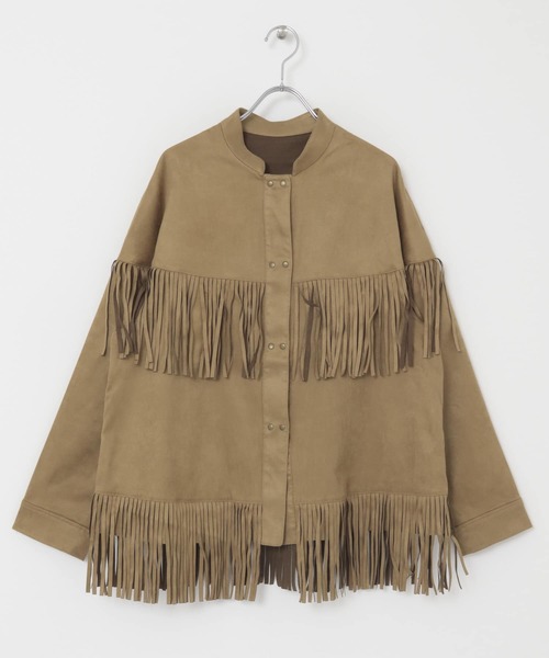 KBF(ケイビーエフ)の「フェイクスエードフリンジシャツ(シャツ/ブラウス・レディース・キャメル/ベージュ系その他/グリーン・ONE)」の7枚目の写真
