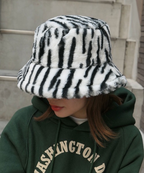 CORNERS（コーナーズ）の「ゼブラ柄ファーバケットハット（ハット・レディース・ゼブラ・FREE）」の3枚目の写真