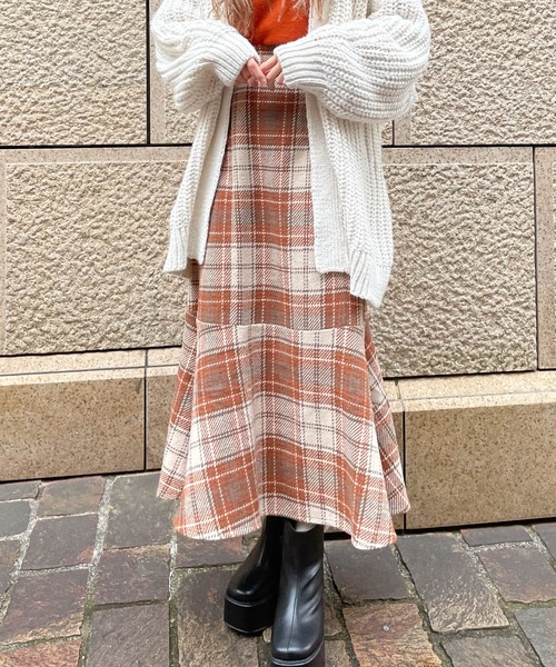 HEYUMM(ヘユム)の「チェックマーメイドスカート(スカート・レディース・ブラウン系その他/ブラック系その他/グレー系その他・ONE)」の14枚目の写真